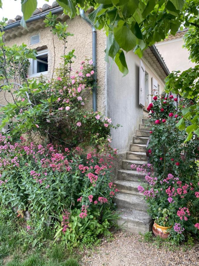 Petit Studio Le Pigeonnier A 5 Mn De Lourmarin Puyvert Εξωτερικό φωτογραφία